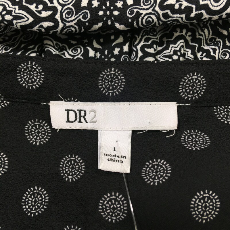 117-004 DR2 Patterned, Black, Size: Large patterned dress with tie around waist