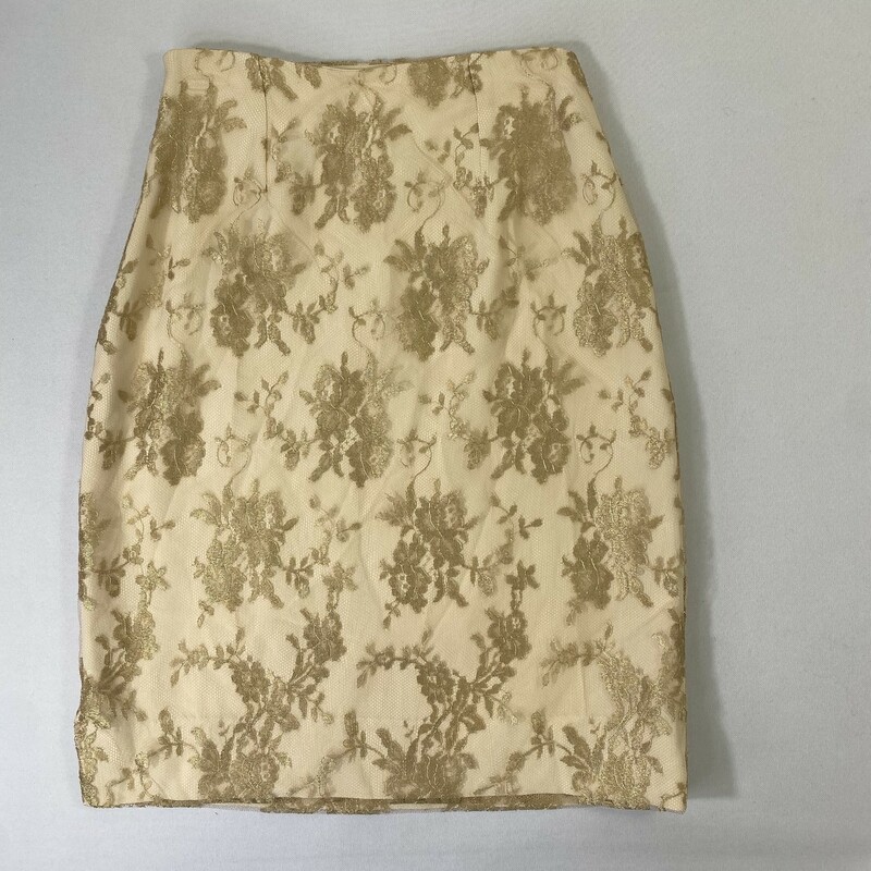 100-1015 No Tag, Cream Be, Size: Small cream skirt with gold lace overlay no tag  good