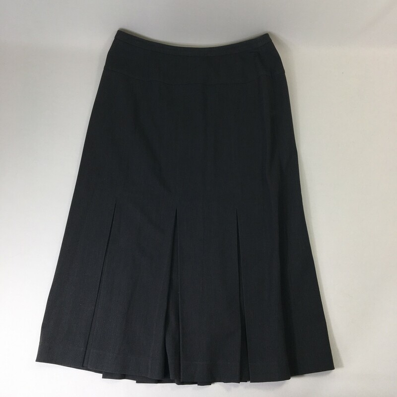 100-315 Insight Long Skir, Grey, Size: 8 long skirt with pleats at the bottom