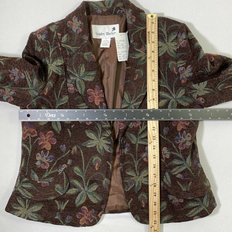 100-620 Stanley Blacker, Brown/mu, Size: 14 petite Brown blazer w/ green palm tree and flower print polyesther/cotton