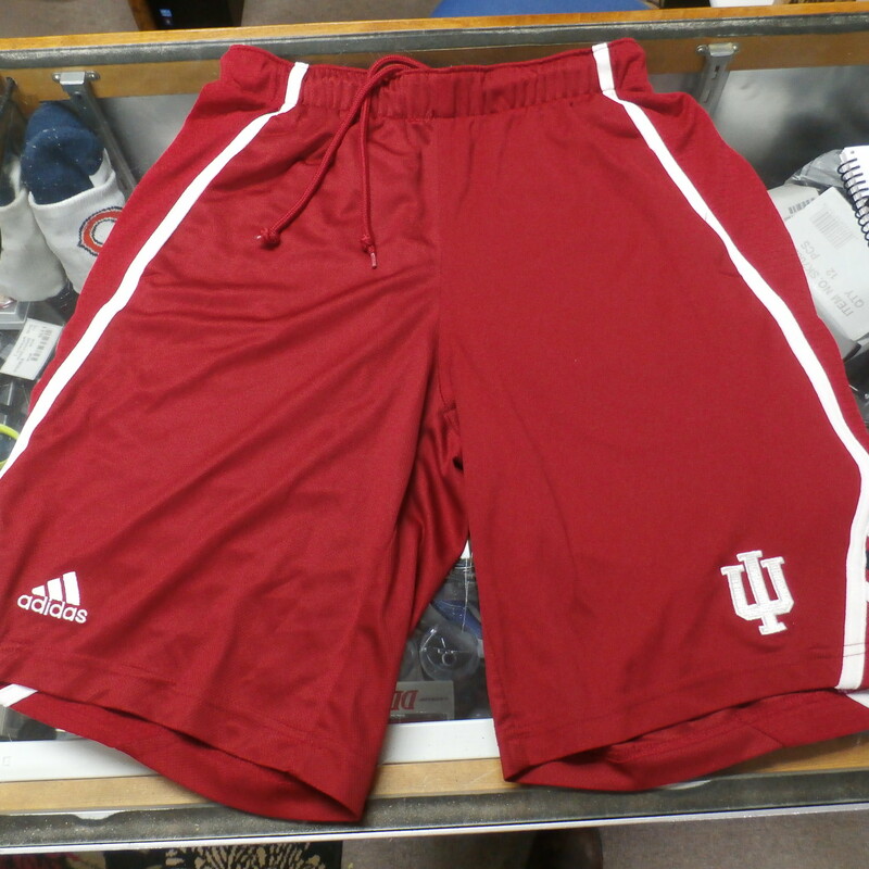 Indiana Hoosiers red Adidas athletic shorts size Small 100% polyester #27101
Rating: (see below) 3- Good Condition
Team: Indiana Hoosiers
Player: n/a
Brand: Adidas
Size: Men's Small- (Measured Flat: Waist 14\"; Length 19\"; Inseam 10\")
Measured flat: hip to hip; hip to hem; and groin to hem
Color: red
Style: ambroidered; elastic waistband
Material: 100% polyester
Condition: 3- Good Condition: some wear; several small snags (see photos)
Item #: 27101
Shipping: FREE