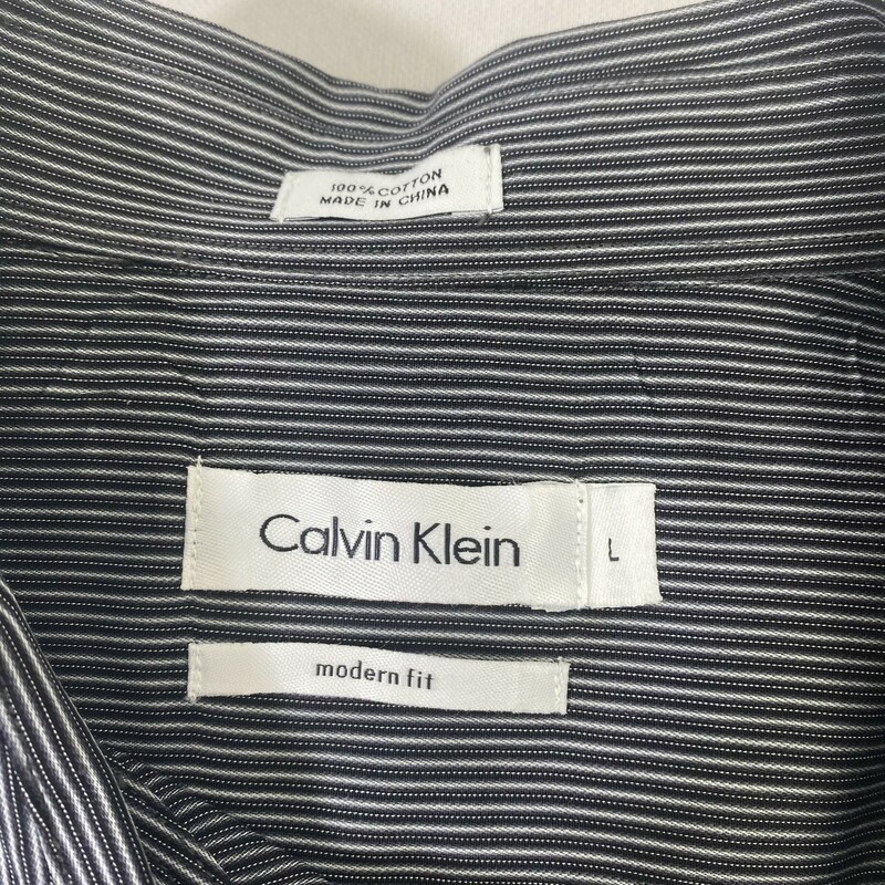 102-347 Calvin Klein, Black/wh, Size: Large Black and white striped button down shirt 100% cotton