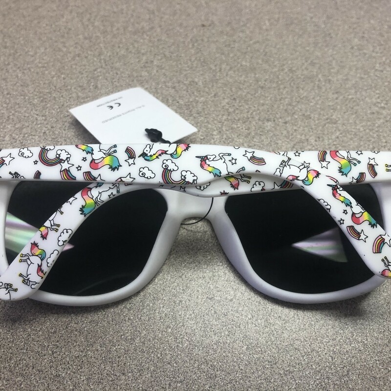 Unicorn Sunglasses, White, Size: 3-7 Years<br />
NEW!