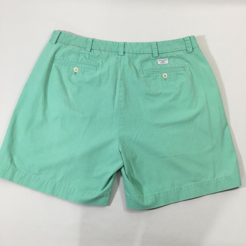 100-772 Vineyard Vines, Green, Size: 38 green vineyard vines dock shorts 100% cotton  Good