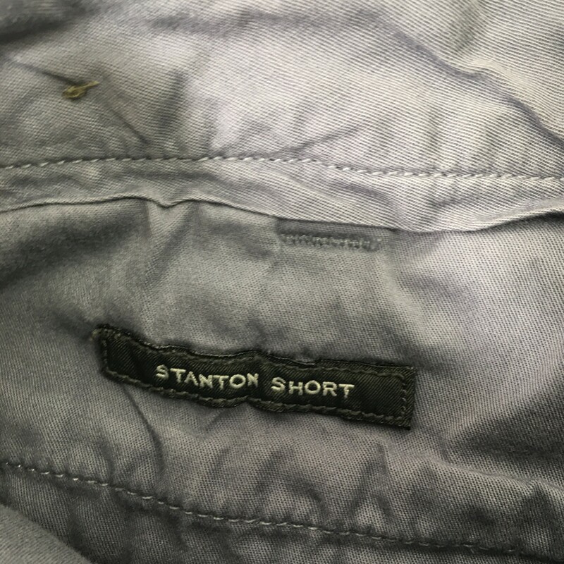 100-779 J Crew, Blue, Size: 30 Mens Stanton shorts  100% cotton  Good