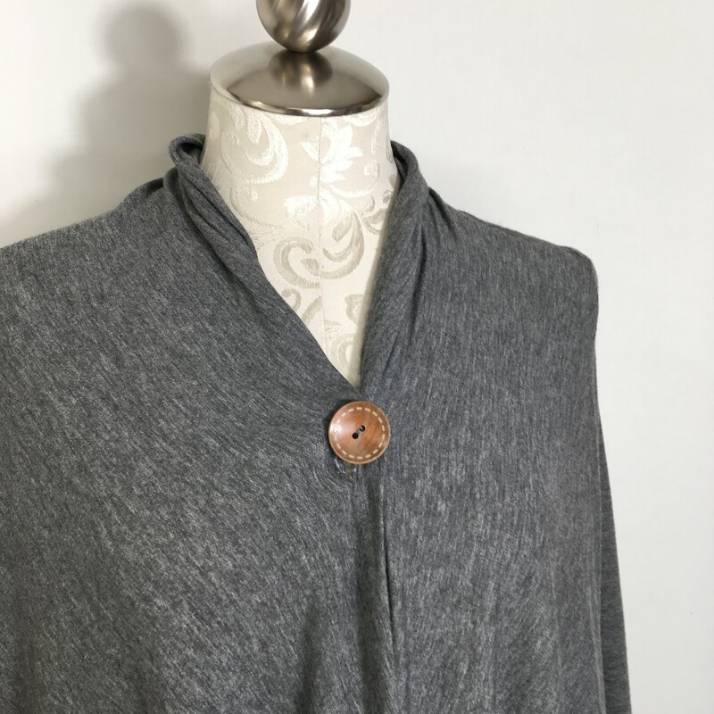 Bobeau One Button Cardiga, Grey, Size: XS thin grey cardigan with tan button