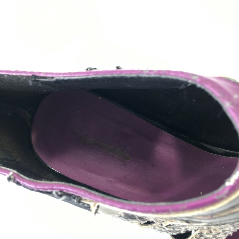 125-144 Zigisoho, Purple, Size: 8