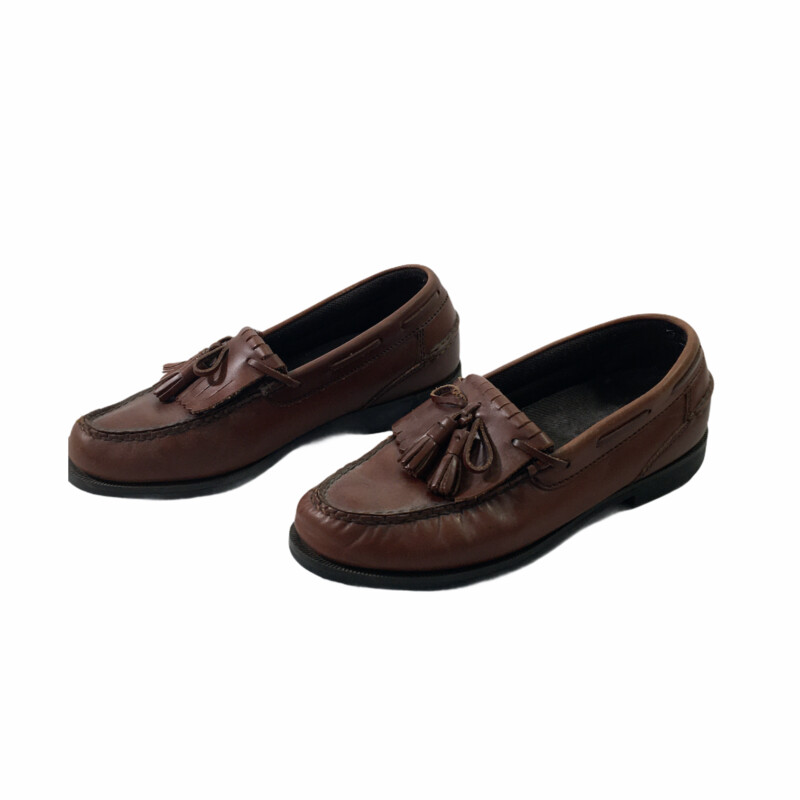 100-930 Hunters Bay, Brown, Size: 7.5 light brown dress shoes with tassles on the bow leather  good