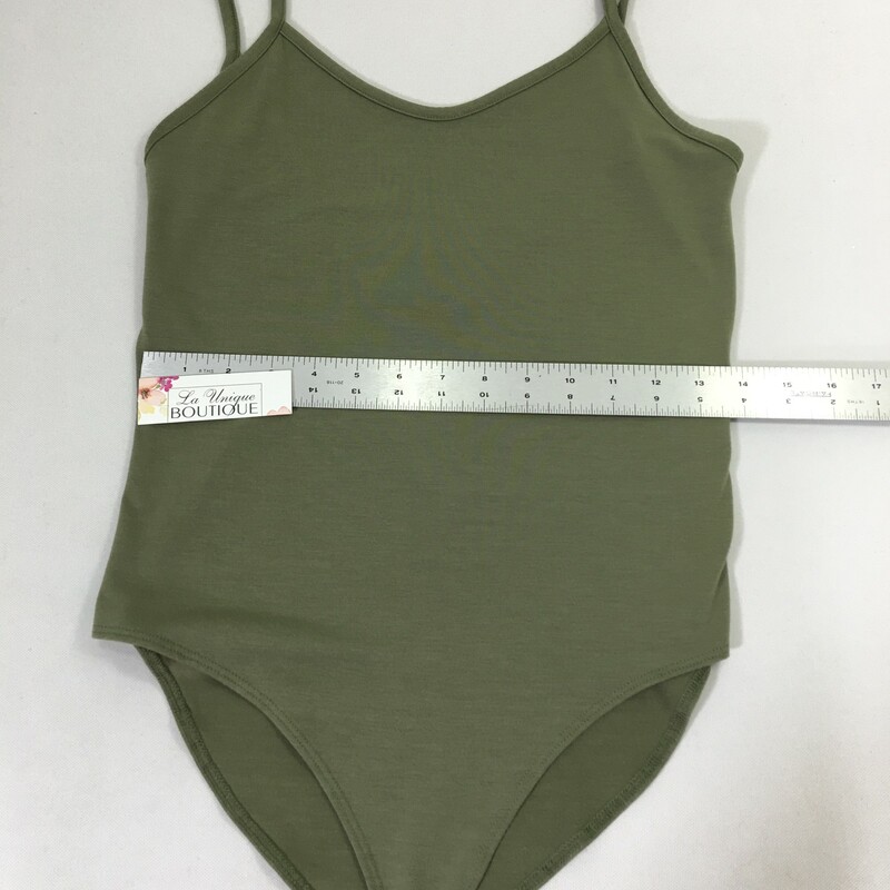 100-577 No Tags, Green, Size: Medium Green bodysuit no tag