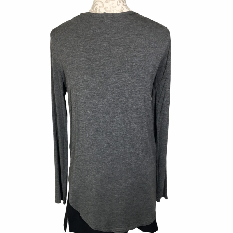 100-529 Emmas Closet, Grey, Size: Small<br />
grey long sleeve shirt rayon/spandex