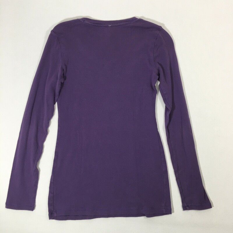 100-582 Motherhood Matern, Purple, Size: Small<br />
Purple long sleeve maternity shirt