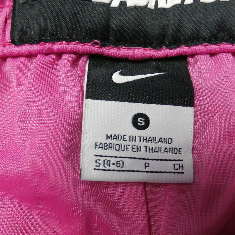 Nike Men's Villanova Shorts pink size Small 30390
Our Clothes Rating: 4- Fair Condition
Brand: Nike
size: Men's Small- (Waist 13\" Length: 20\"; inseam 9\")
color: Pink
Style: elastic waistband with drawstring; screen printed;
Condition: 4- Fair Condition - some wear and discoloration from use; wrinkled ; minor pilling and fuzz; staining on front and back;
Shipping: FREE
Item #: 30390