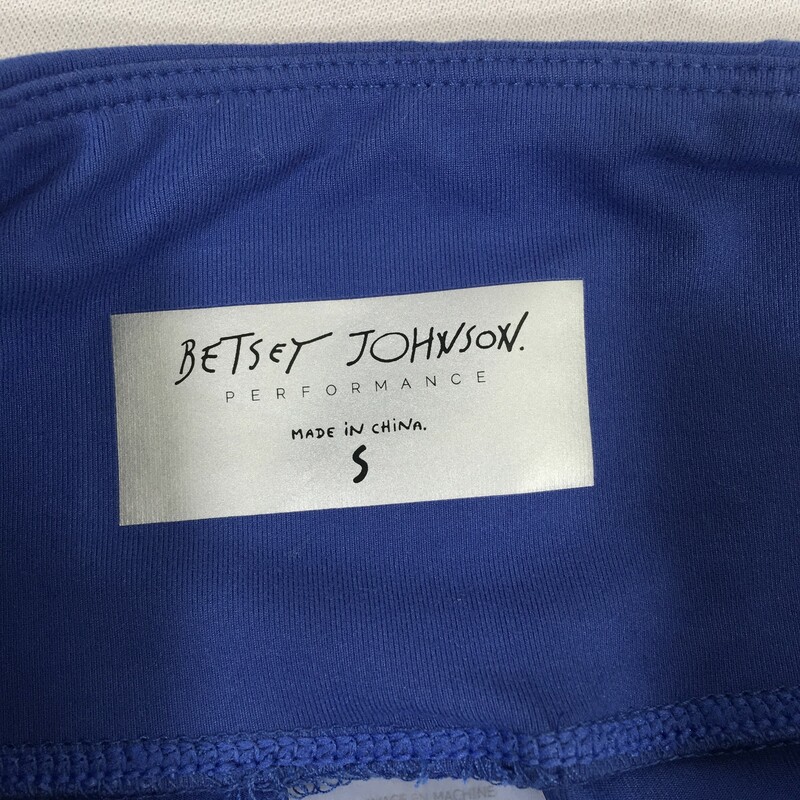 100-816 Betsey Johnson Per, Blue, Size: Small
blue leggings with mesh and ties on the side 83% polyester 17% spandex  good