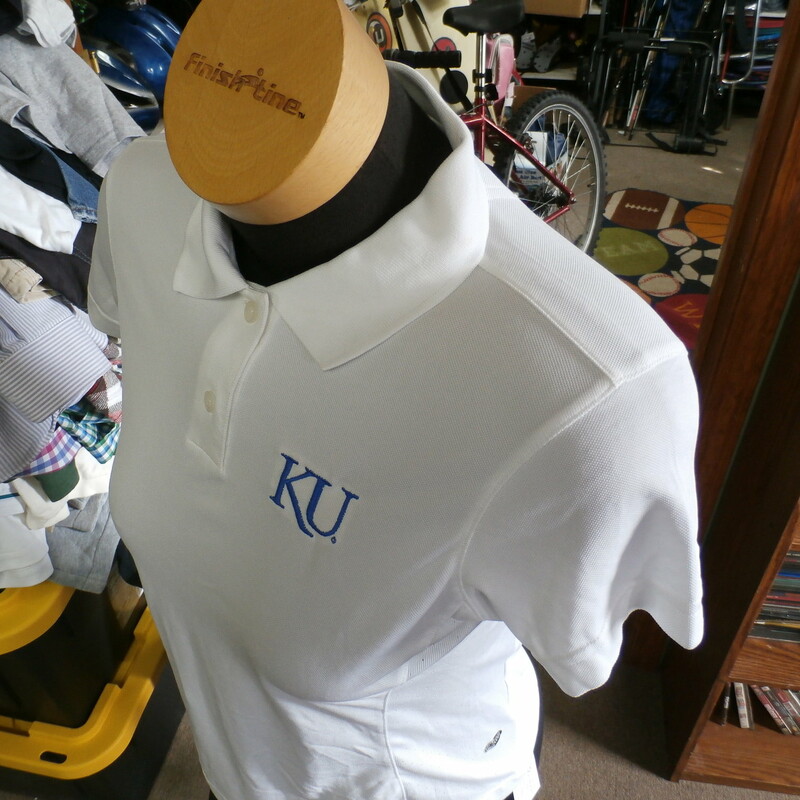 Kansas Jayhawks women's white Adidas ClimaCool polo shirt size small #28786
Rating: (see below) 3- Good Condition
Team: Kansas Jayhawks
Player: n/a
Brand: Adidas
Size: Women's Small- (Measured Flat: Across chest 18\"; Length 22\")
Measured Flat: underarm to underarm; top of shoulder to bottom hem
Color: white
Style: short sleeve; embroidered
Material: 100% polyester
Condition: 3- Good Condition: minor wear and fading from use; light orange marks on right shoulder and collar (see photos)
Shipping: FREE