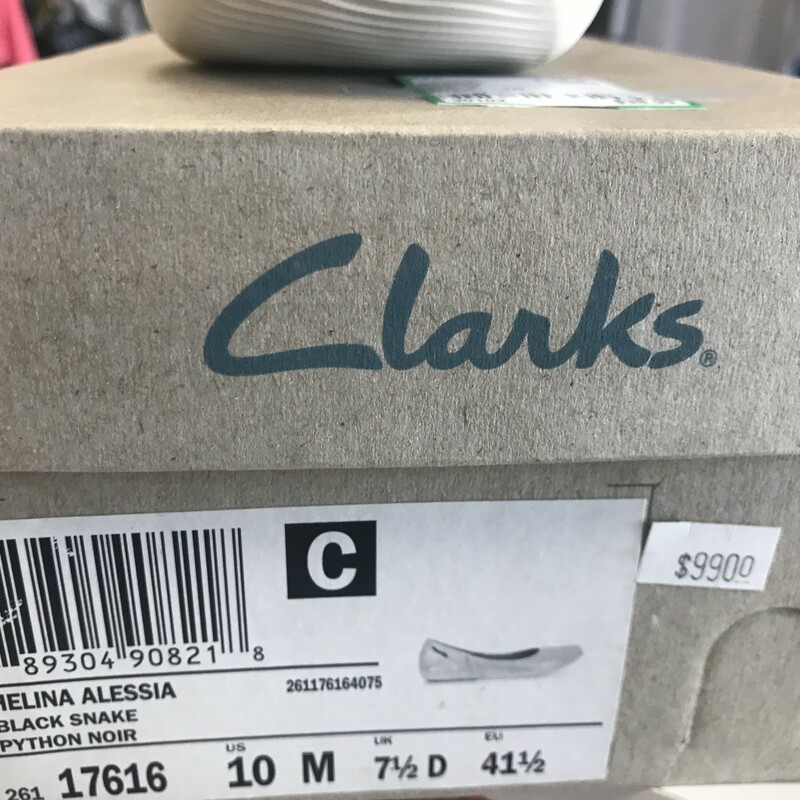 Clarks, Black, Size: 10