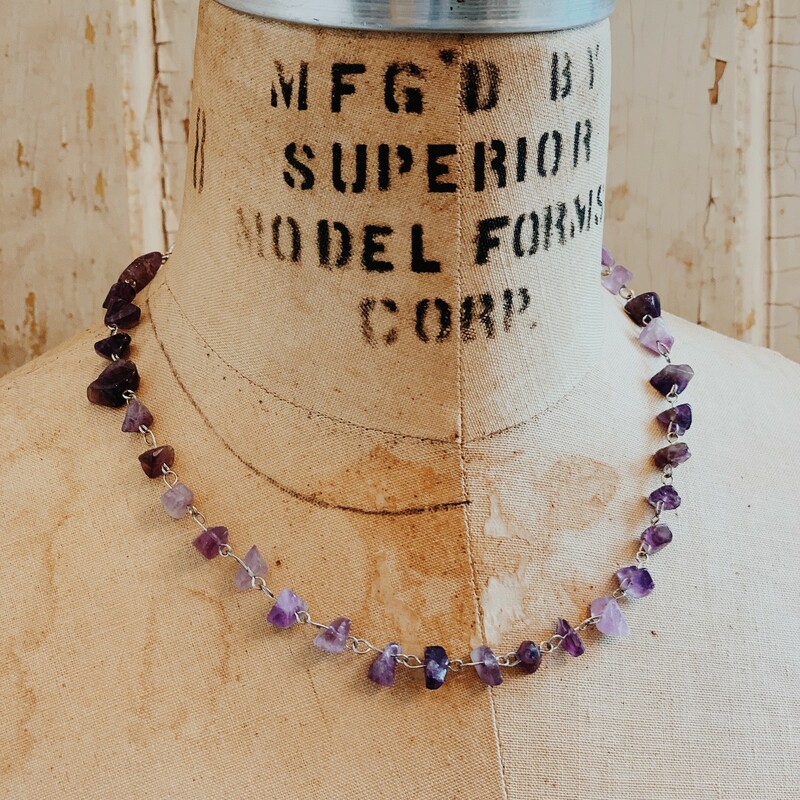 Very cute amethyst stone choker custom  necklace. Perfect for any casual occasion.
Measures 18'' total.