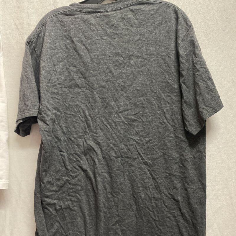 Used condition- faded; wrinkled; discoloring; pilling and fuzz;<br />
Gray- size Large