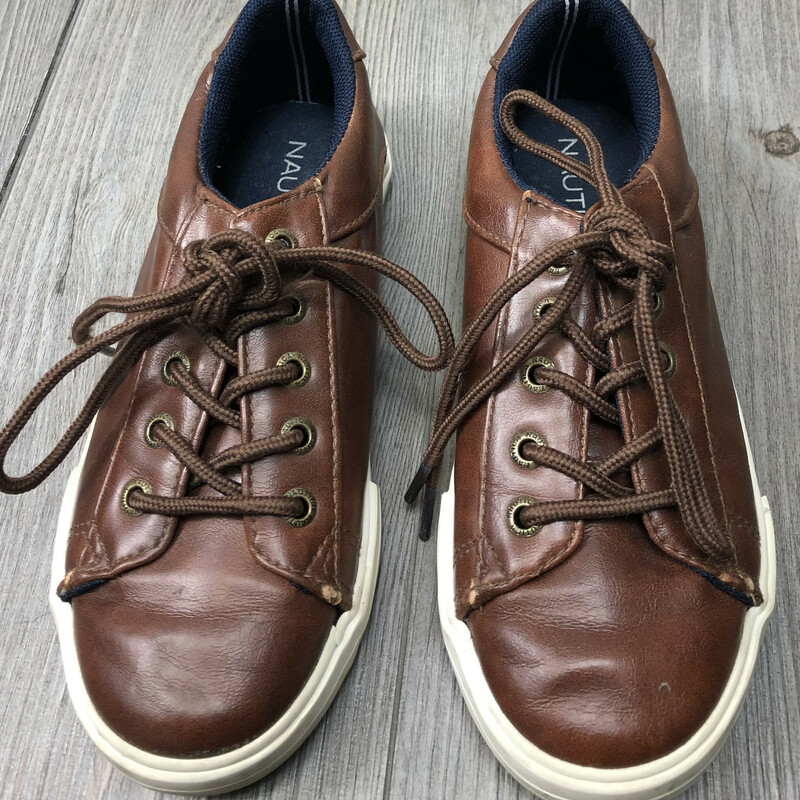 Nautica Lace Up Shoes