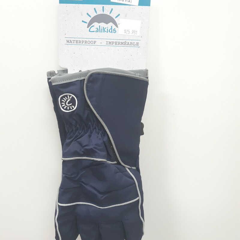 Gloves 6-8 Navy, Navy, Size: Outerwear

Shell :
100% nylon waterproof with breathable coating
Lining :
100% polyester, soft anti-pilling brushed microfleece
Insulation :
100% polyester microfiber

FEATURES

Wide Opening Cuffs with Velcro Closure for Easy Dressing
Elastic Wrist
Rubber Palm and Fingers
Reflective Trim for Safety