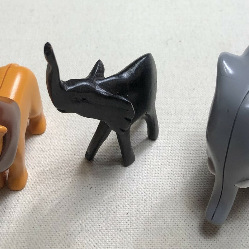 Elephant & Lion Figurine, Multi, Size: 3pcs