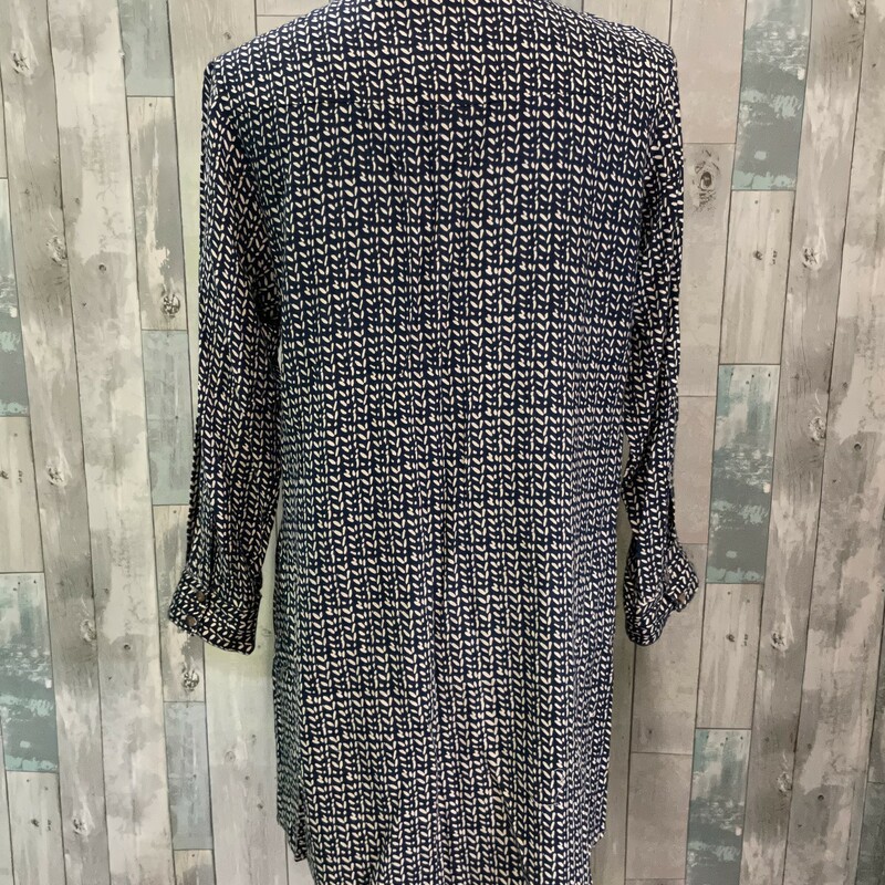 RockFlowerPaper Tunic
100% rayon
Navy and white
Size: S/M