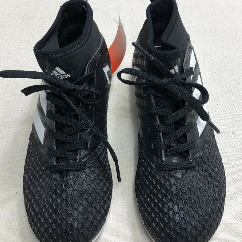 Adidas Indoor Soccer, Black, Size: 2Y