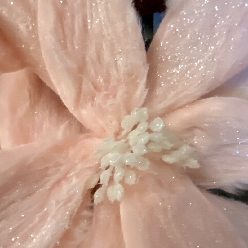 How dreamy are these wonderful glitter fur pink sparkly poinsetta stems that measure 21 1/2 inches long. The flower itself is 10 inches in diameter! A must have for any boho Christmas or wedding.