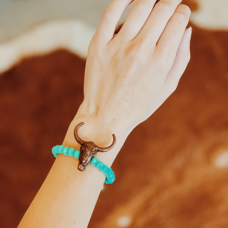 Adorable beaded bracelets perfect for stacking!

Available in Teal, Black, and Bronze