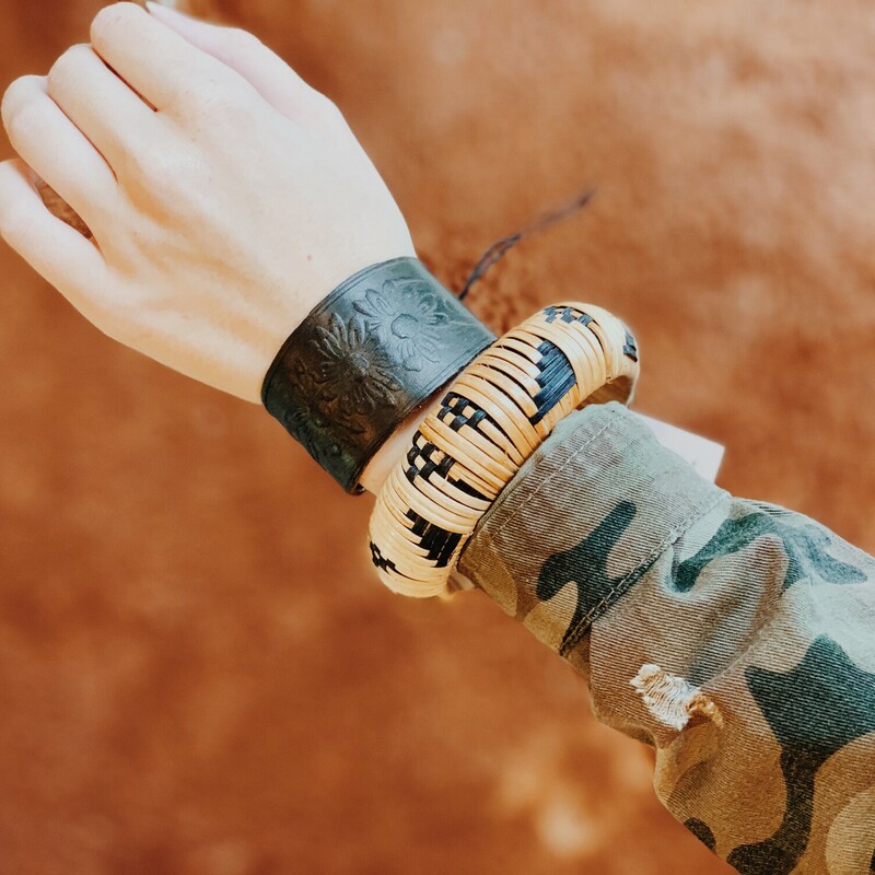 This adorable rattan bangle bracelet has a diameter of 3 inches and is 1 inch tall.