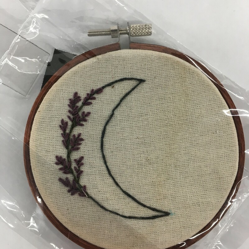 Jai Embroidery, Size: Hoop, Color: 4 Inch