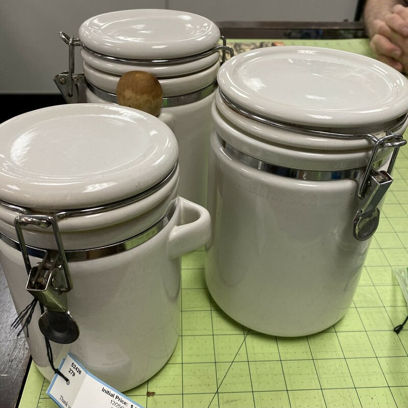 3 Ceramic Canisters