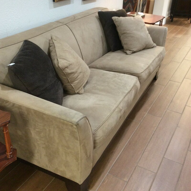 WOW!!!
A Pottery Barn Bernhardt sofa!
It is a tan micro suede with sleek lines. It has two cushions and they are feather wrapped. Very comfy and at this price it won't last long.......
Measures 87\" long