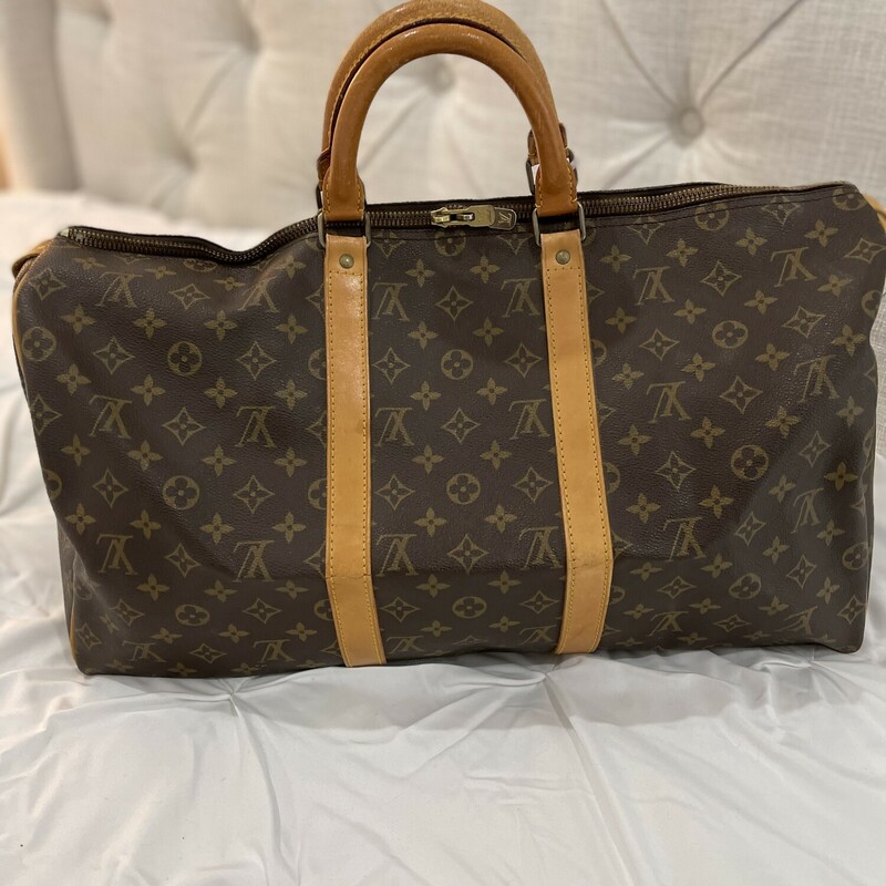 Louis Vuitton Keepall 50, Mono, Size: 50

Shipping Includes Insurance and Signature Confirmation