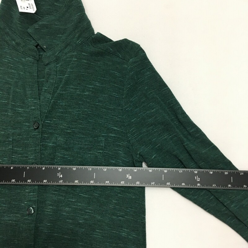 Rayon/Polyester/Spandex, Green, Size: Small,front button, long sleeves, collar