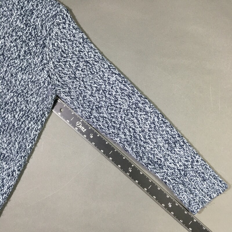 5%Acrylic15%wool Rag blend, Blues and grey, Size: Petite Small, turtle neck Sweater, very soft, Jones New York Petite Sport