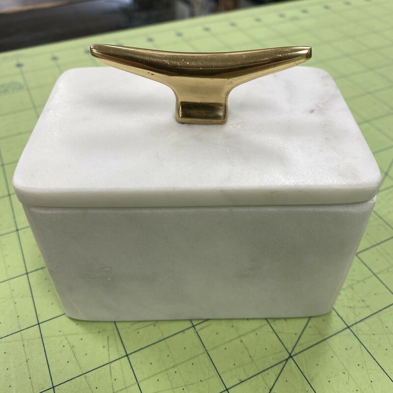 Marble Box W/Cleat Handle