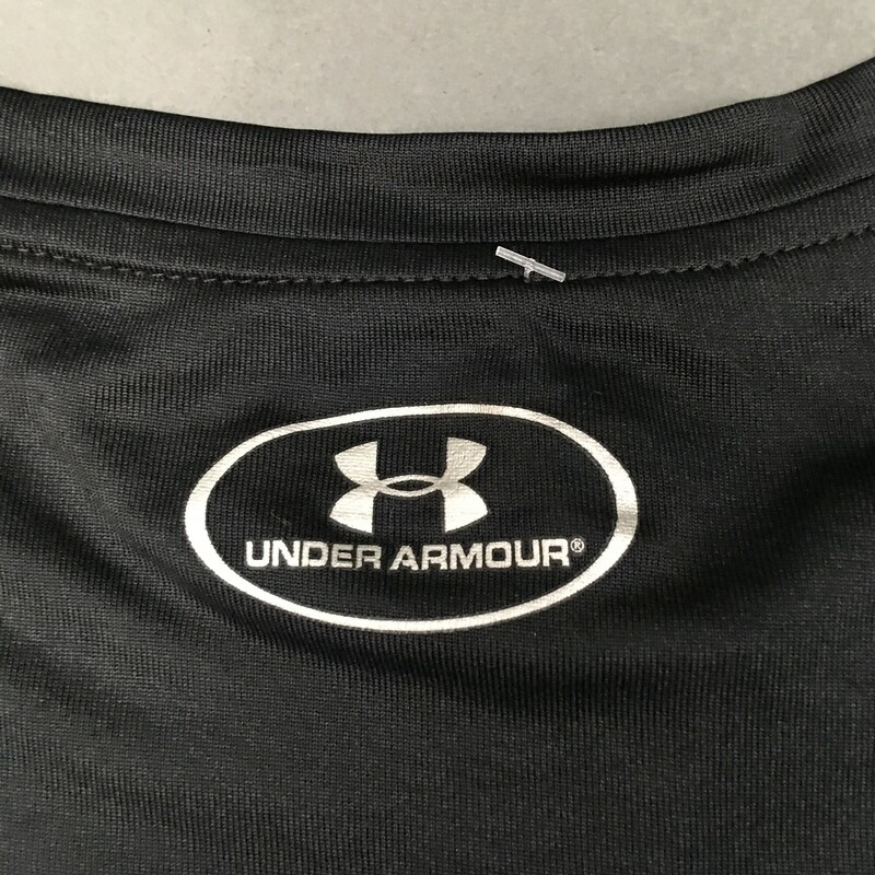 short Sleeves, Black, Size: Petite,SM, Under Armour Heat Gear