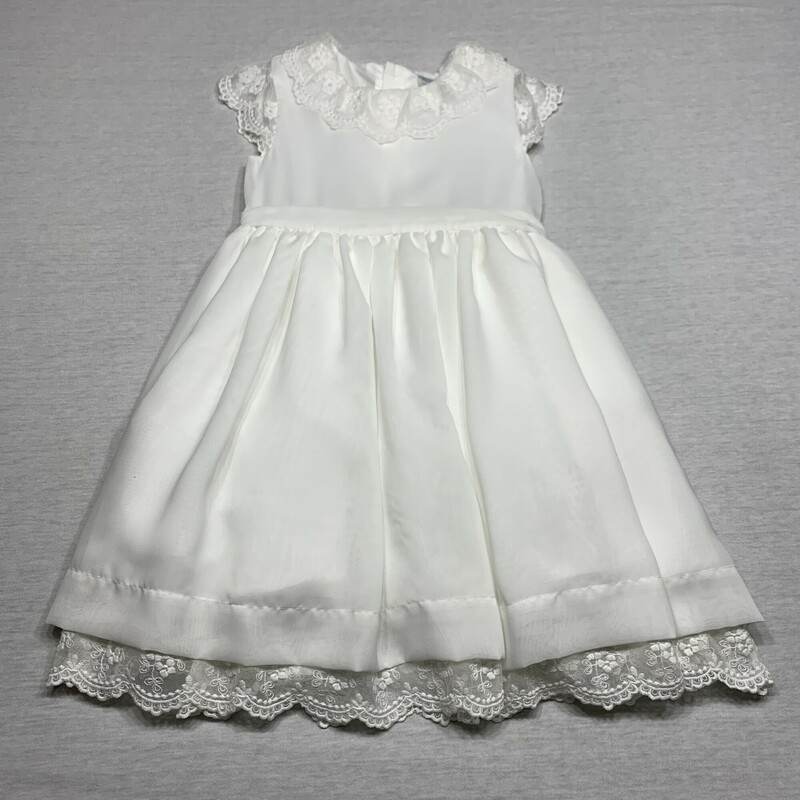 NWT Chiffon dress with lace trim & tulle ruffle lining for fullness