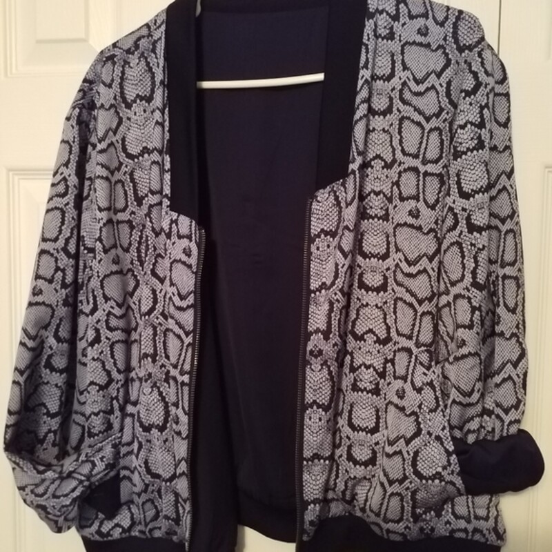 stella and dot leopard bomber