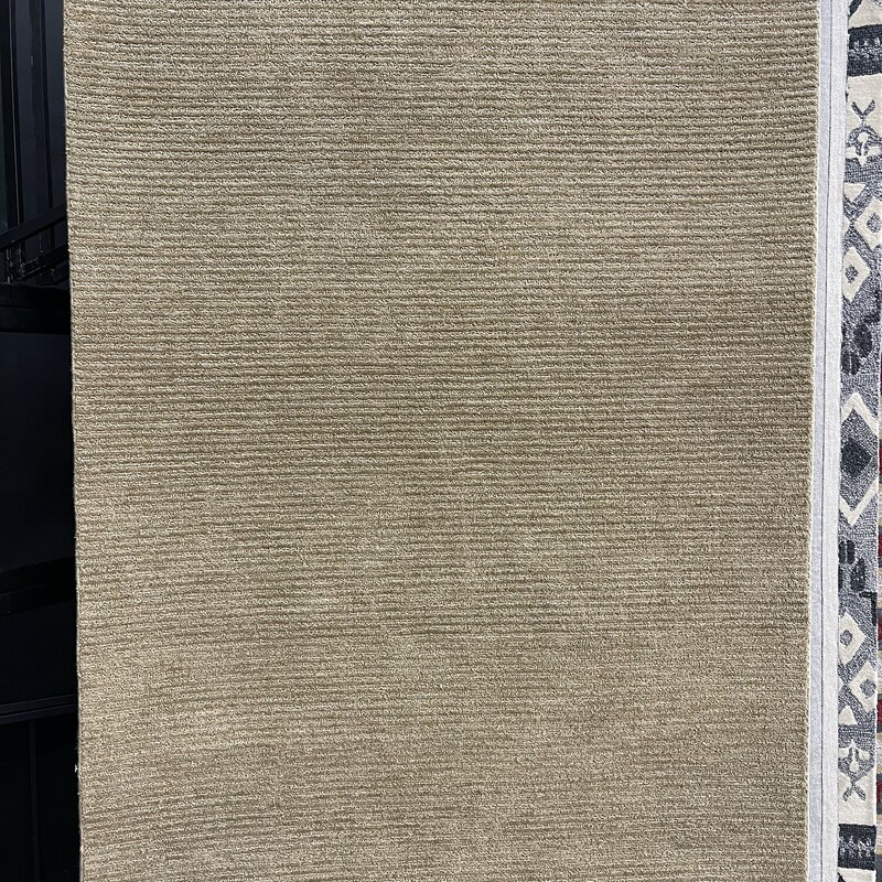 Mason Park MPK-106<br />
Brand New Area Rug 5x8<br />
Call store for details