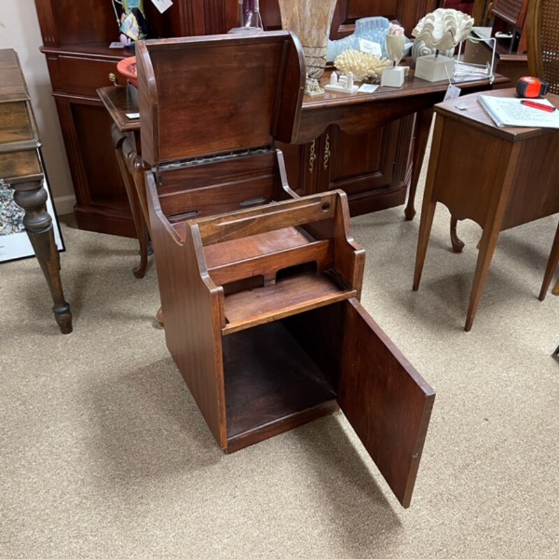 Antique Westinghouse Radio Phonograph Cabinet, Size: 15x18x25