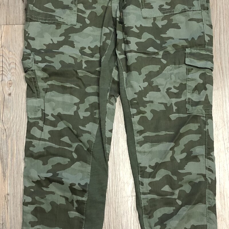 Justice Pants, Camo, Size: 12Y
New With Tag