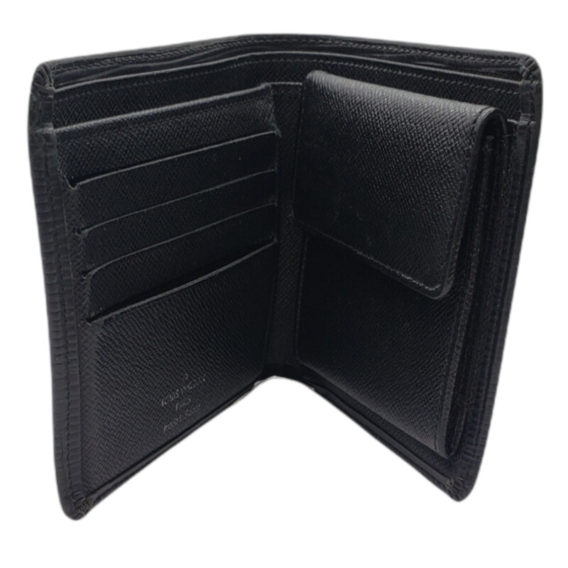 Louis Vuitton<br />
<br />
Marco Wallet<br />
<br />
 Epi Leather, Noir<br />
<br />
Mens Bifold<br />
<br />
Condition: Good a few marks on outside. wear on corners and card slots