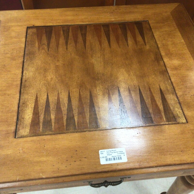 Flip Top Game Table, Maple, Game Table<br />
Checkers/Chess/Backgammon<br />
28in wide x 24in deep x 30.5in tall