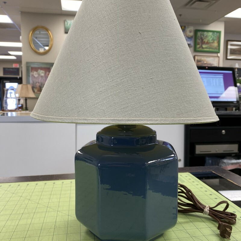 Ceramic Hexagon Lamp