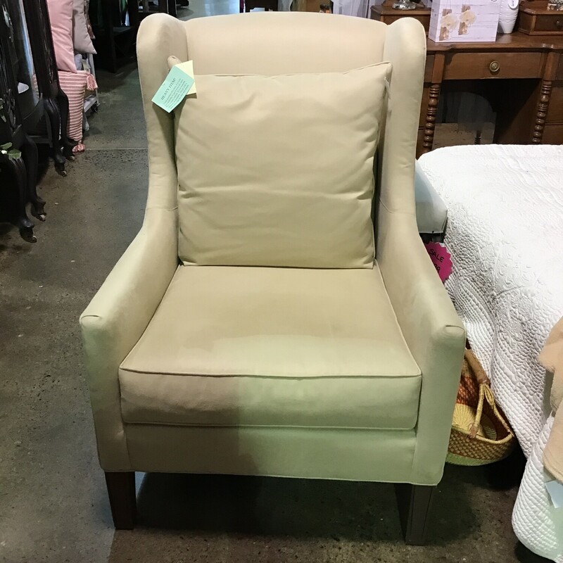 If you are looking for a super comfortable stylish chair, we defnitely have one for you! This neutral cream wingback features flippable cushions and modern styling. Great piece for any room!
Dimensions are 32 in x 36 in x 43 in