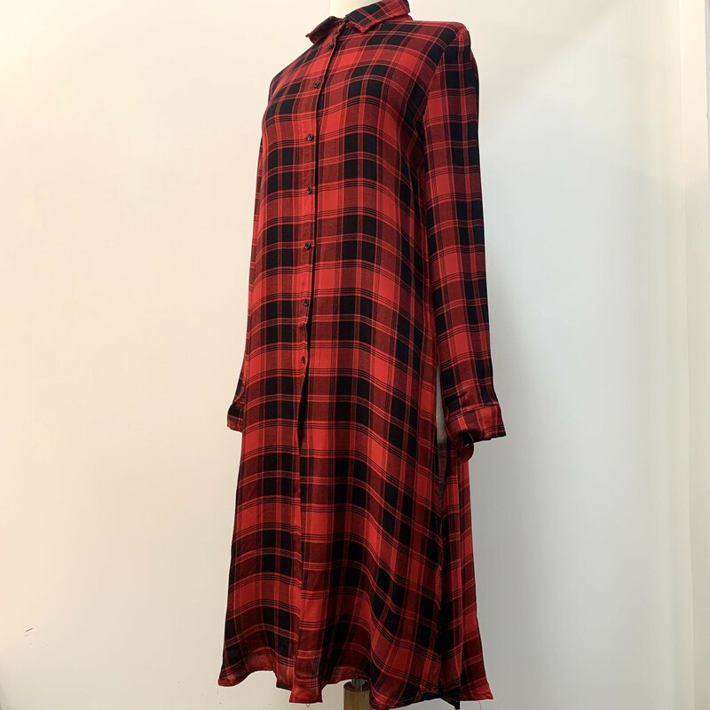 New ETWO Plaid Tunic
100% Rayon
Black and Red
Size: Large
