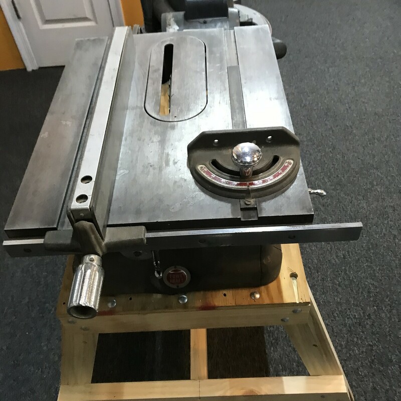 Table Saw, Power Kraft, Size: 8\" (Can be used with 7 1/4\" to 8 1/2\" blades)

Good working condition.  Comes mounted on wood base