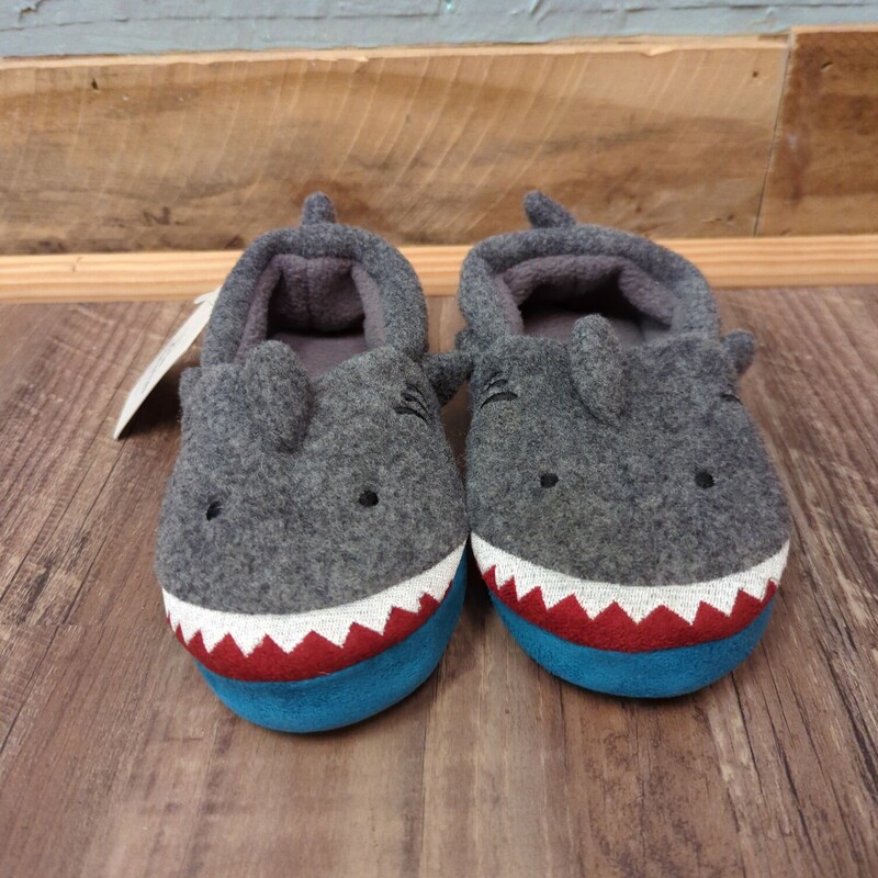 M&S NEW Shark Slipper, Gray, Size: Shoes 8