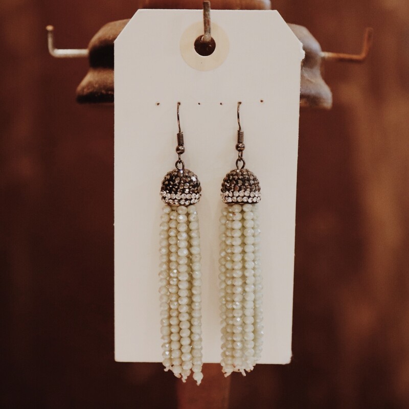 Beautiful mint green beaded tassel earrings! Light weight and 3 inches long.